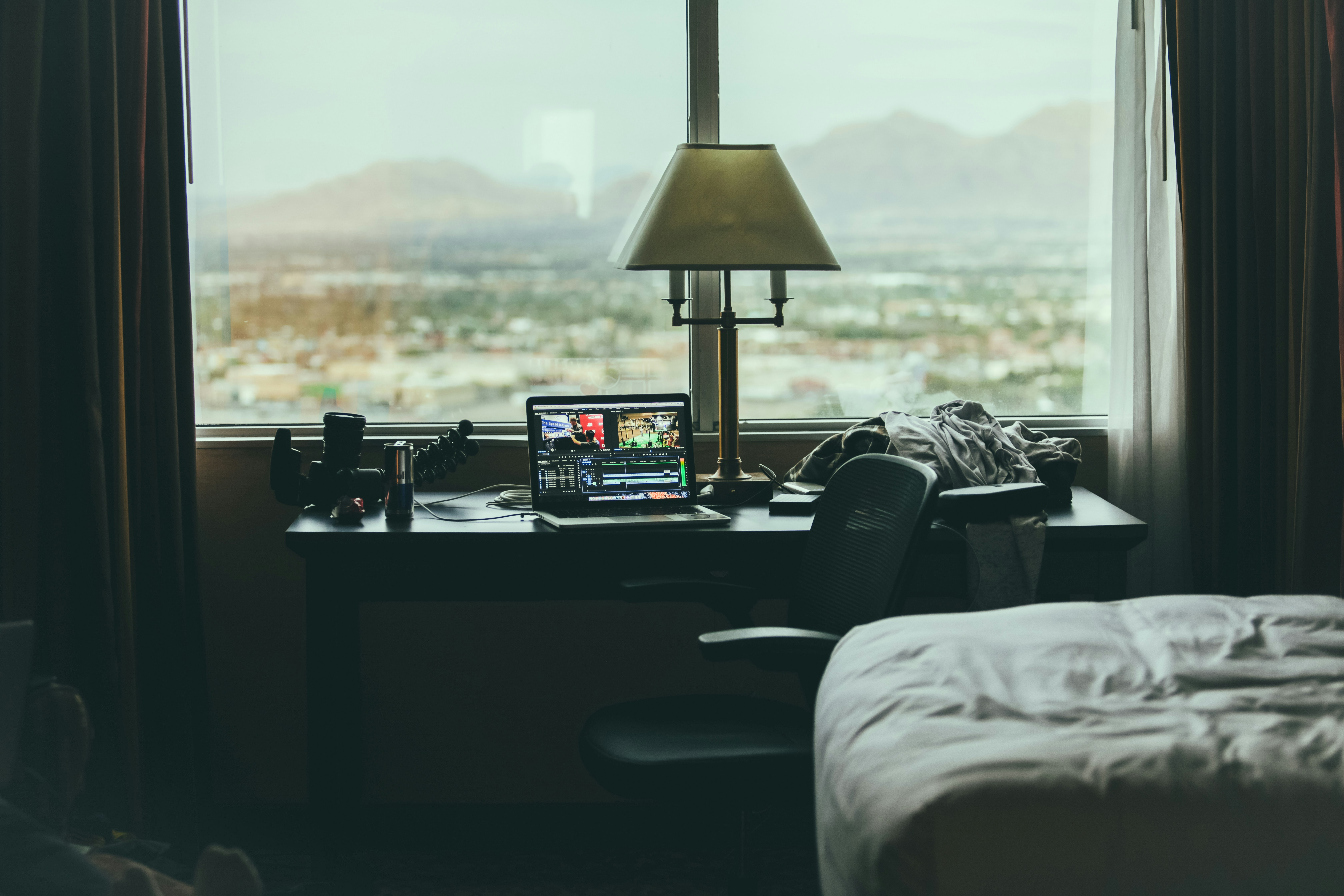 Hotel suite room